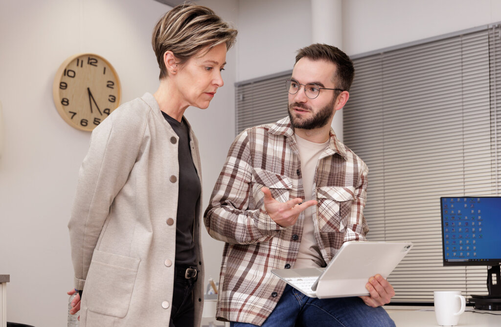 Collegiaal overleg twee huisartsen2.jpg